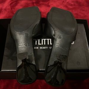 Rouge Woman Heel